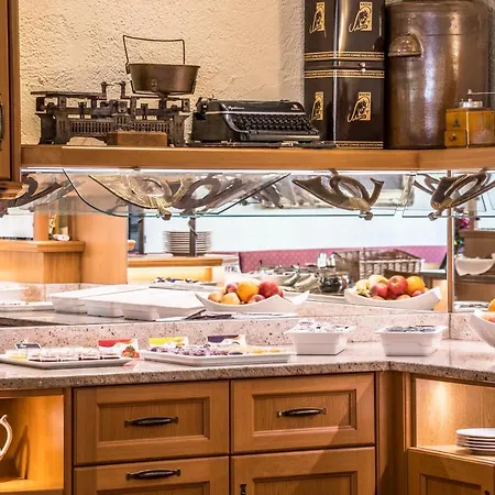 Wellness Privathotel Post An Der Therme Отель Баденвайлер