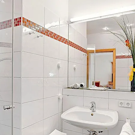 Wellness Privathotel Post An Der Therme 4*