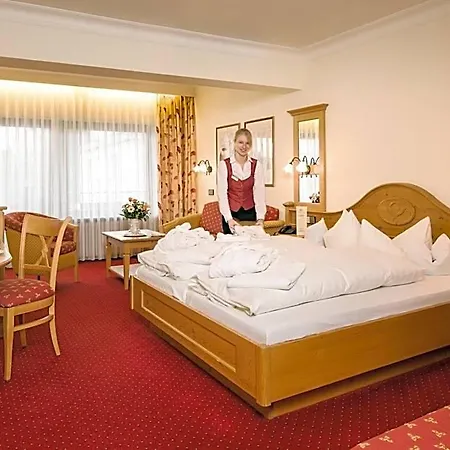 Hotel Wellness Privathotel Post An Der Therme 4*