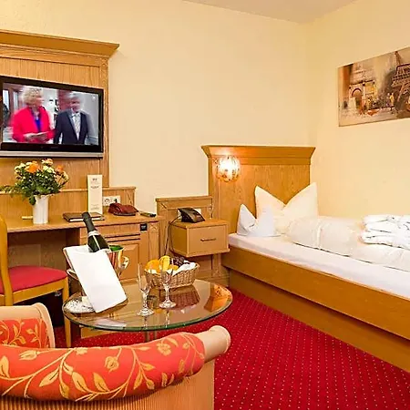 Hotel Wellness Privathotel Post An Der Therme 4*