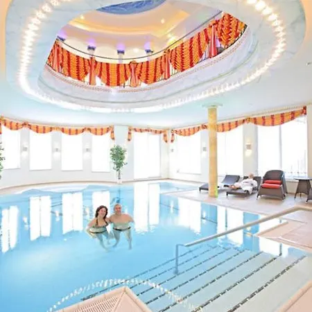 Wellness Privathotel Post An Der Therme Отель Баденвайлер